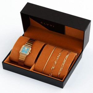 هدايا نسائية مميزة باللون الذهبي