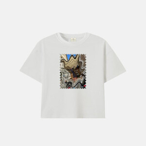 تي شيرت نسائي بلون أبيض بتصميم جميل