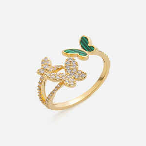 قال ChatGPT:  Women’s Ring – Elegant Gold Design