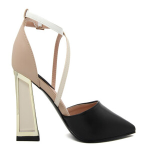 موقف الموضة