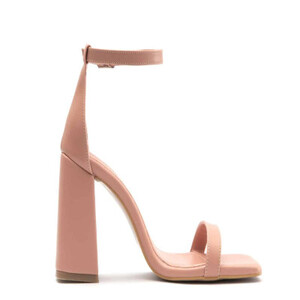 موقف الموضة