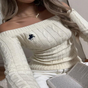 سترة عصرية وبسيطة مكشوفة الأكتاف وأكمام طويلة ملابس نسائية لخريف/شتاء 2025 بلوفرات نسائية غير رسمية بقصة ضيقة