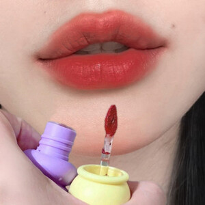 ملمع شفاه مخملي غير لامع من Color Blocking أحمر شفاه سائل حريري ناعم مقاوم للماء غير لاصق مثير أحمر غير لامع لون الشفاه كوريا مكياج الجمال