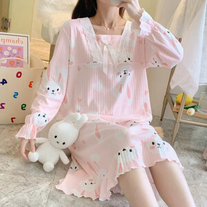 فستان نوم فضفاض بأكمام طويلة على طراز الأميرة للنساء مزين بالدانتيل مقاس كبير بطول الركبة لربيع الخريف ملابس منزلية ثوب نوم