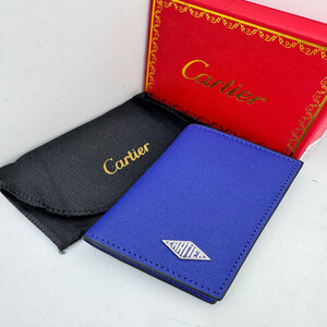 محفظة كارتير فاخرة بلون أزرق