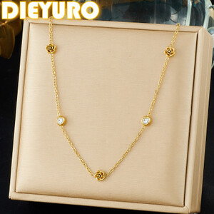 DIEYURO 316L الفولاذ المقاوم للصدأ الذهبي رائعة زهرة الورد جولة عقد من حجر الياقوت سيدة الترقوة مقاوم للماء سلسلة حلية مجوهرات