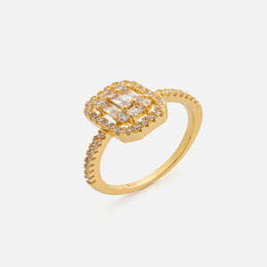 ‎ خاتم نسائي بتصميم جذاب بلون ذهبي